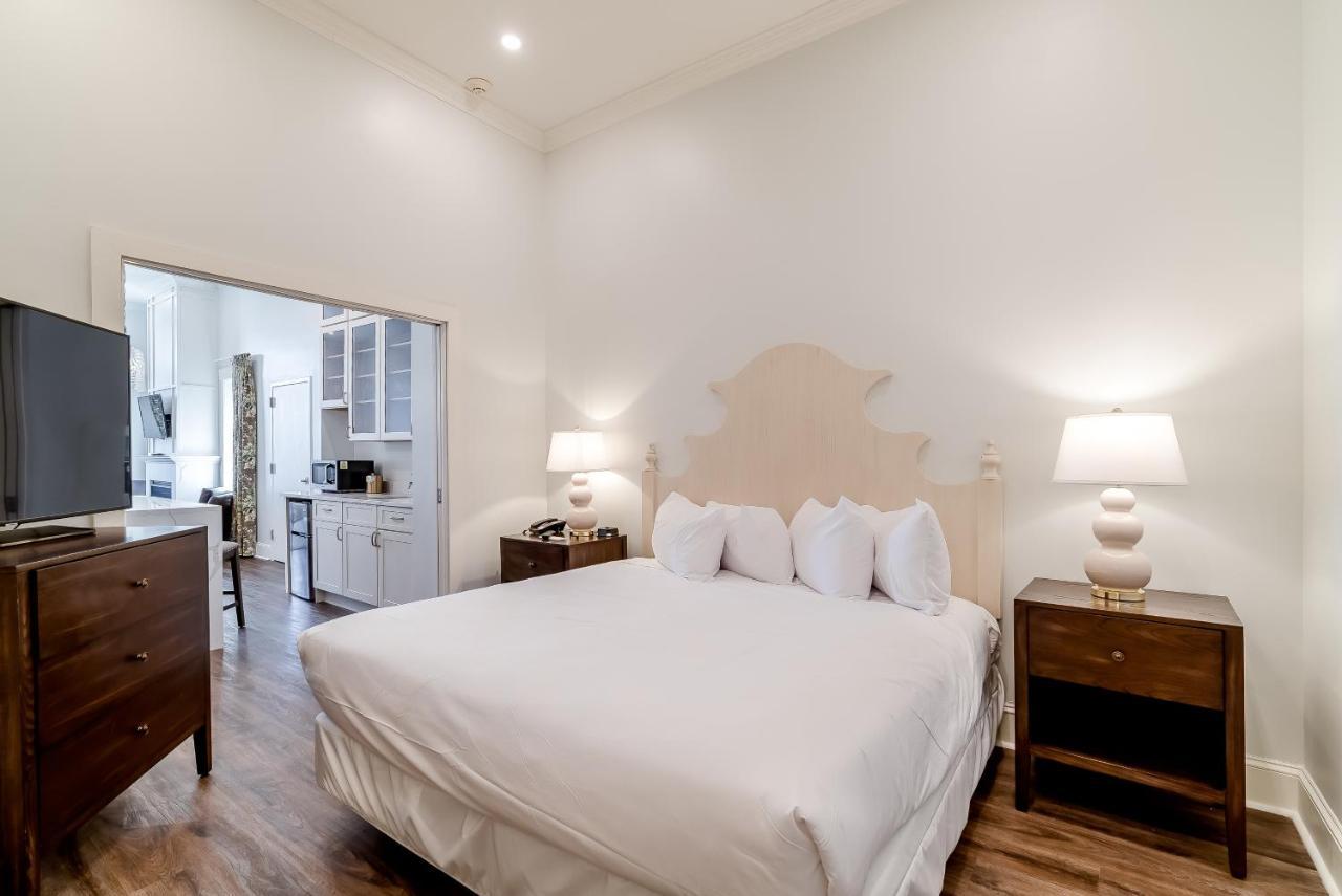 Chateau Renault Egg Harbor City Εξωτερικό φωτογραφία