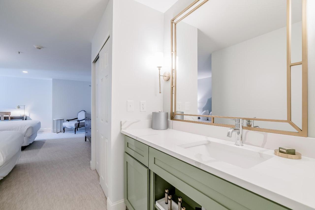Chateau Renault Egg Harbor City Εξωτερικό φωτογραφία